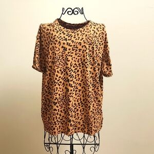 Women's Free People Animal Print t-shirt